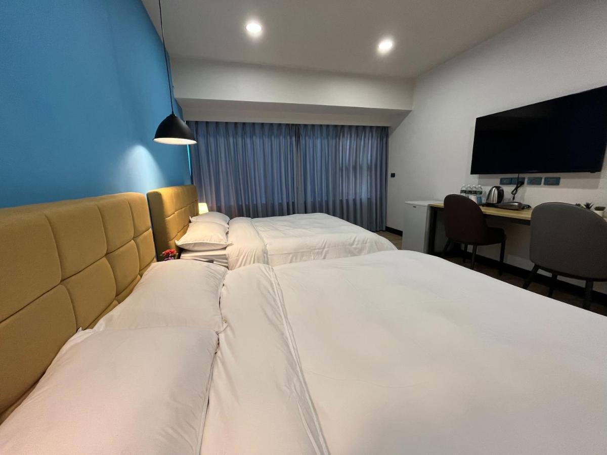 Lulu Inn Tainan Extérieur photo