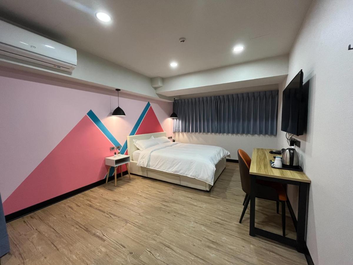 Lulu Inn Tainan Extérieur photo