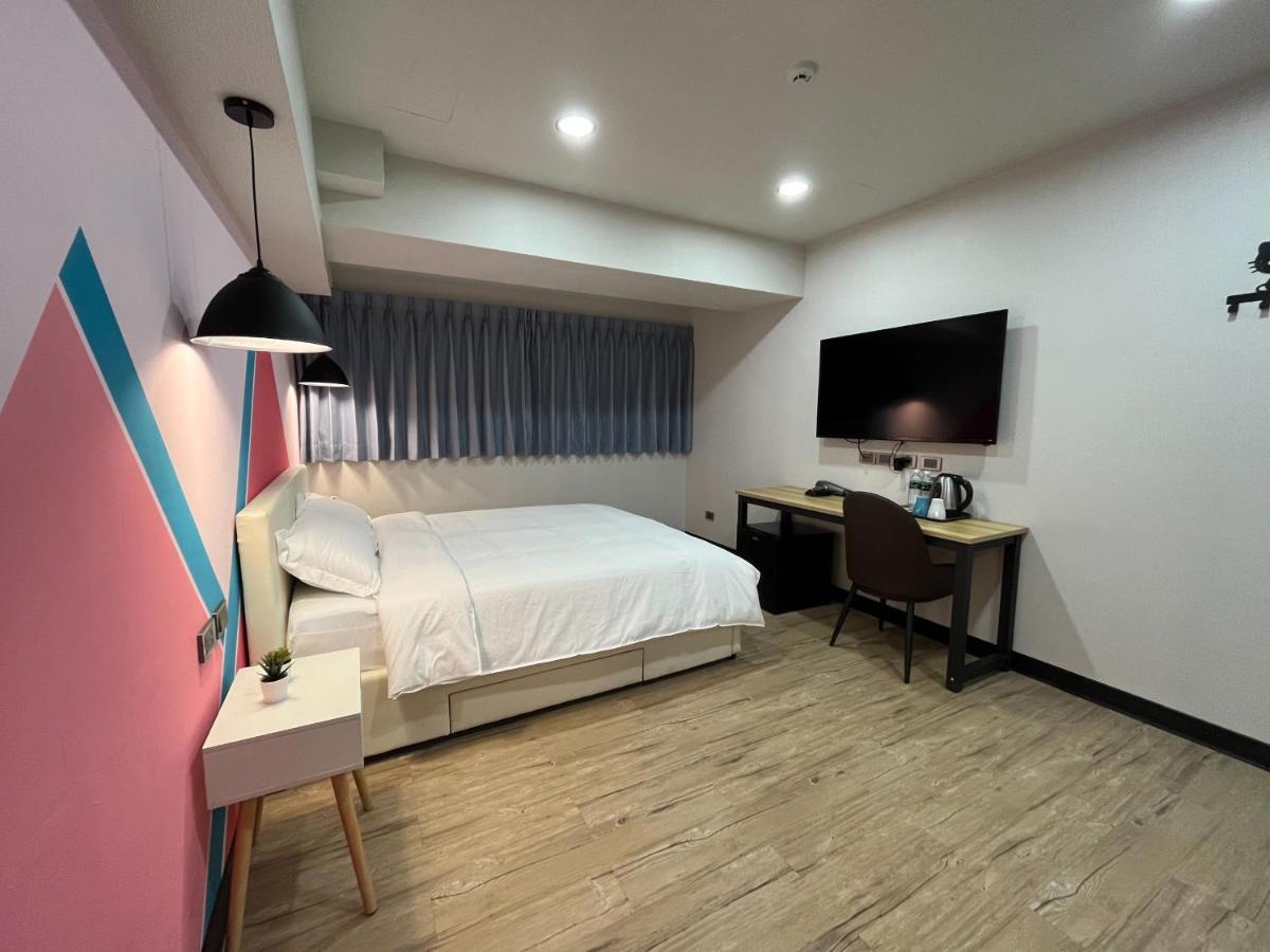 Lulu Inn Tainan Extérieur photo